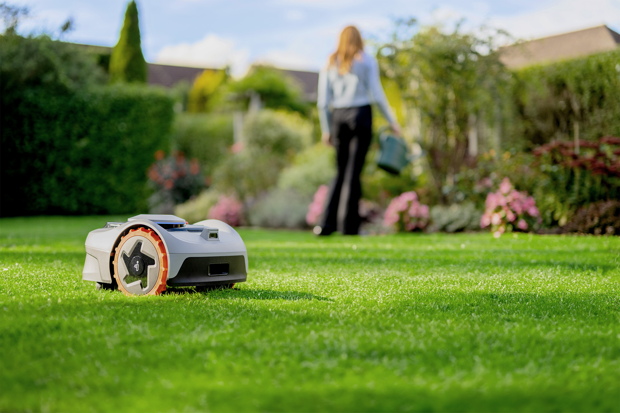 Segway launches the Navimow i Series, the UK’s best value wireless robotic lawnmower