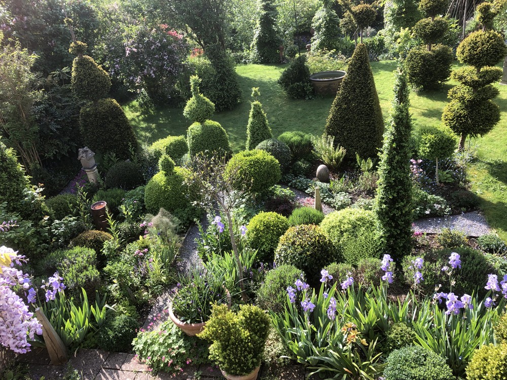 Henchman Topiary Awards return for 2025 Henchman Topiary Awards return for 2025