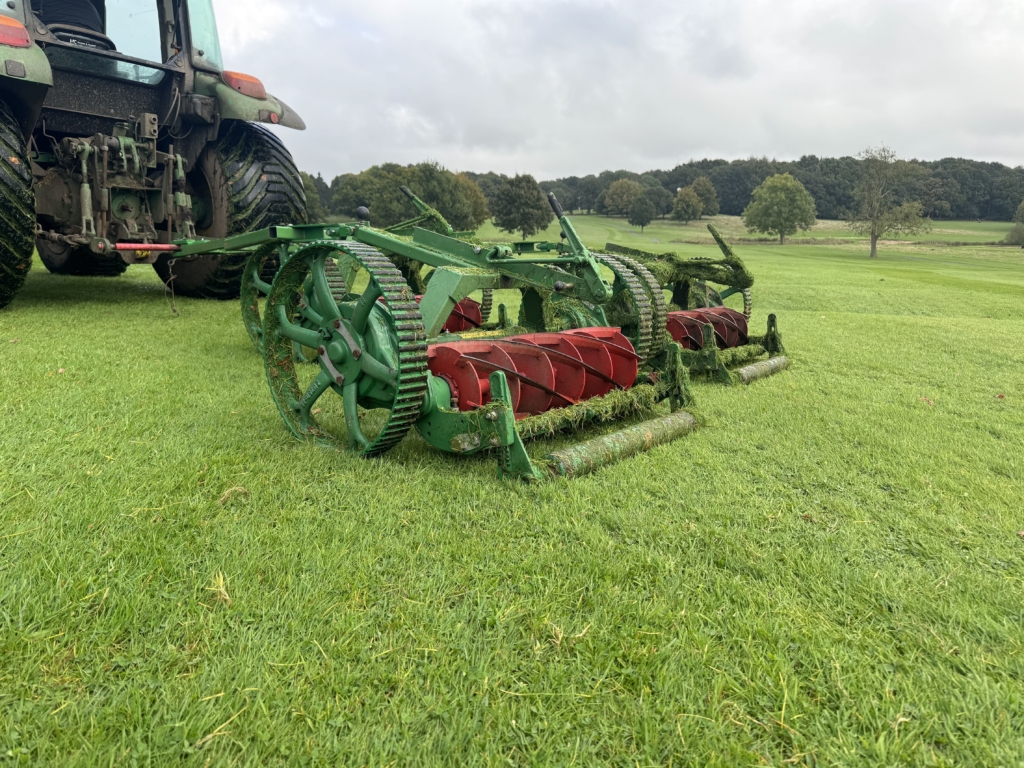 Howardson launches new Dennis Gang Mowers Howardson launches new Dennis Gang Mowers