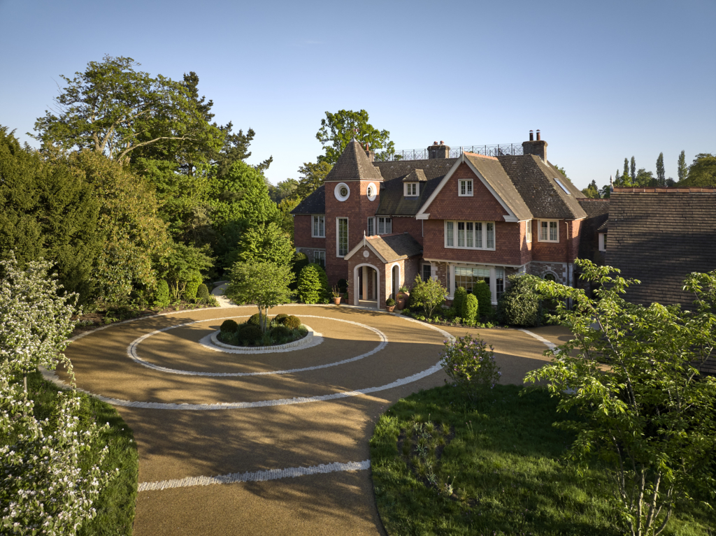 The Outdoor Room claim top honour at BALI awards The Outdoor Room claim top honour at BALI awards