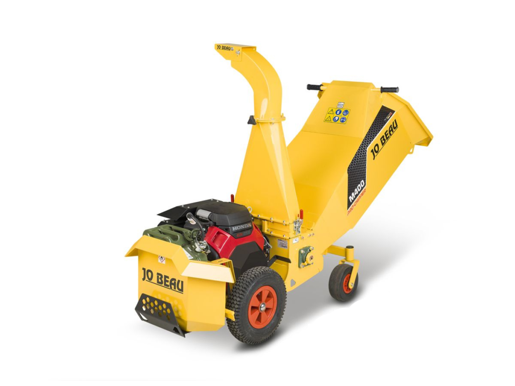 New electric self-propelled woodchipper launched across UK New electric self-propelled woodchipper launched across UK