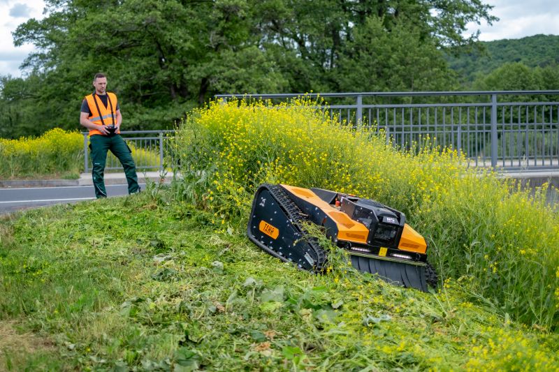 AS 990 Tahr RC rotary mower enters series production AS 990 Tahr RC rotary mower enters series production