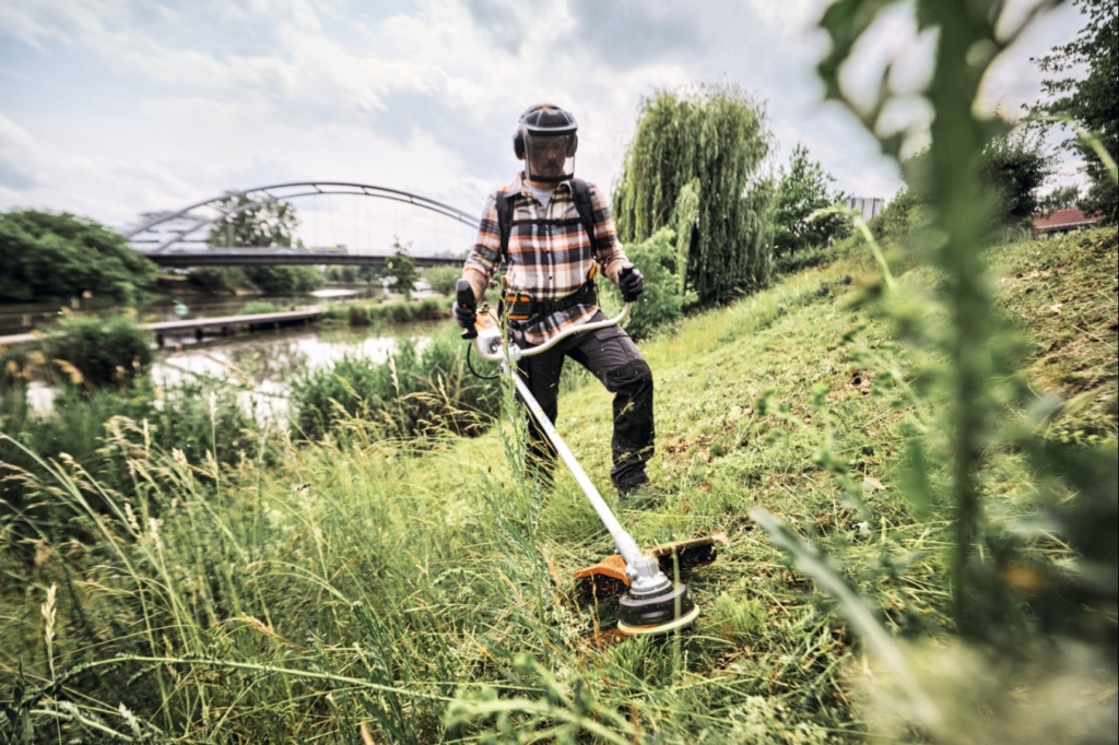 STIHL unveils high-performance battery-powered brush cutter STIHL unveils high-performance battery-powered brush cutter