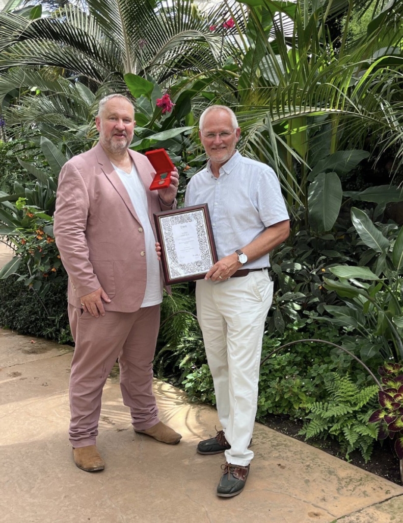 Ian Drummond honoured by RHS for 40 years in horticulture Ian Drummond honoured by RHS for 40 years in horticulture