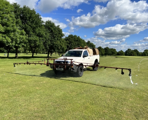 A tank-mix designed by Agrovista Amenity is helping to control the weed population at the Singing Hills Golf Club in West Sussex.