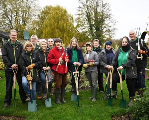 EP Barrus donates gardening tools to Hereford hospice