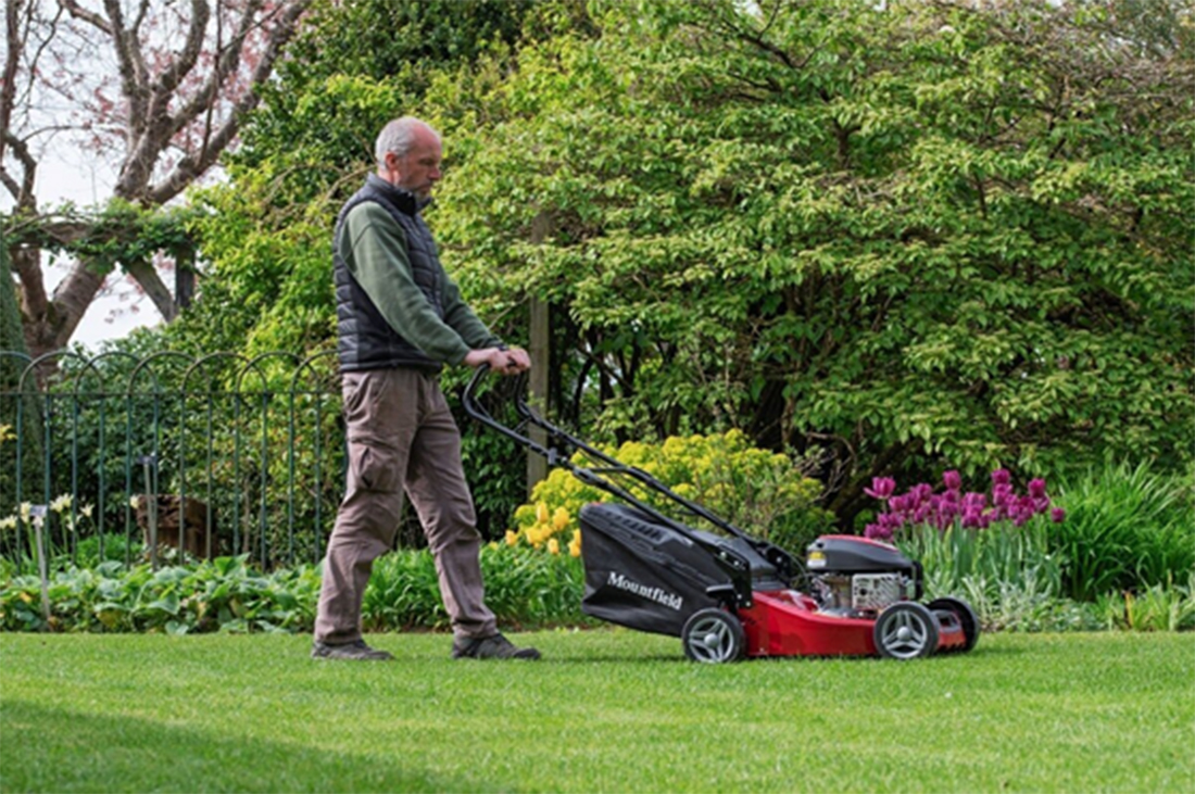 Barnsdale Gardens Tools On Test: Mountfield Mower
