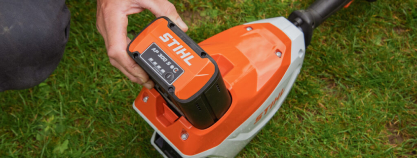 Stihl HLA 140 Cordless Long-Reach Hedge Trimmer