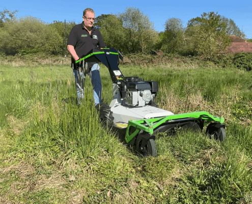 Acacia Groundcare Equipment Rental puts its trust in Etesia